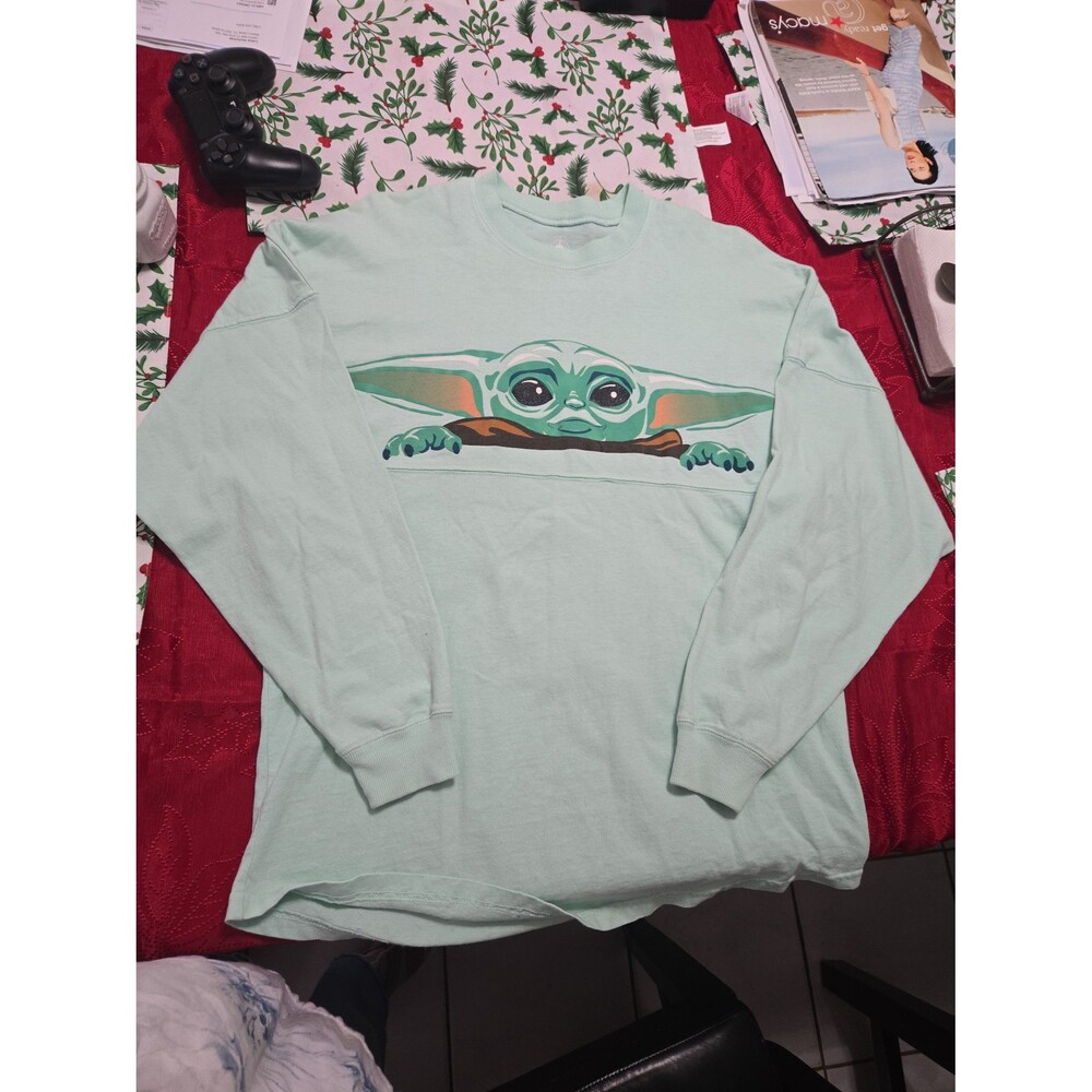 ✨RARE✨ XS Disney “The Mandalorian” Star Wars Baby Yoda Oversized Spirit Jersey
